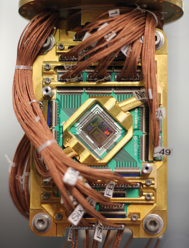 12NDWaveSystemsIncD-Wave-System-with-Visible-512-Qubit-Chip-1384789518371